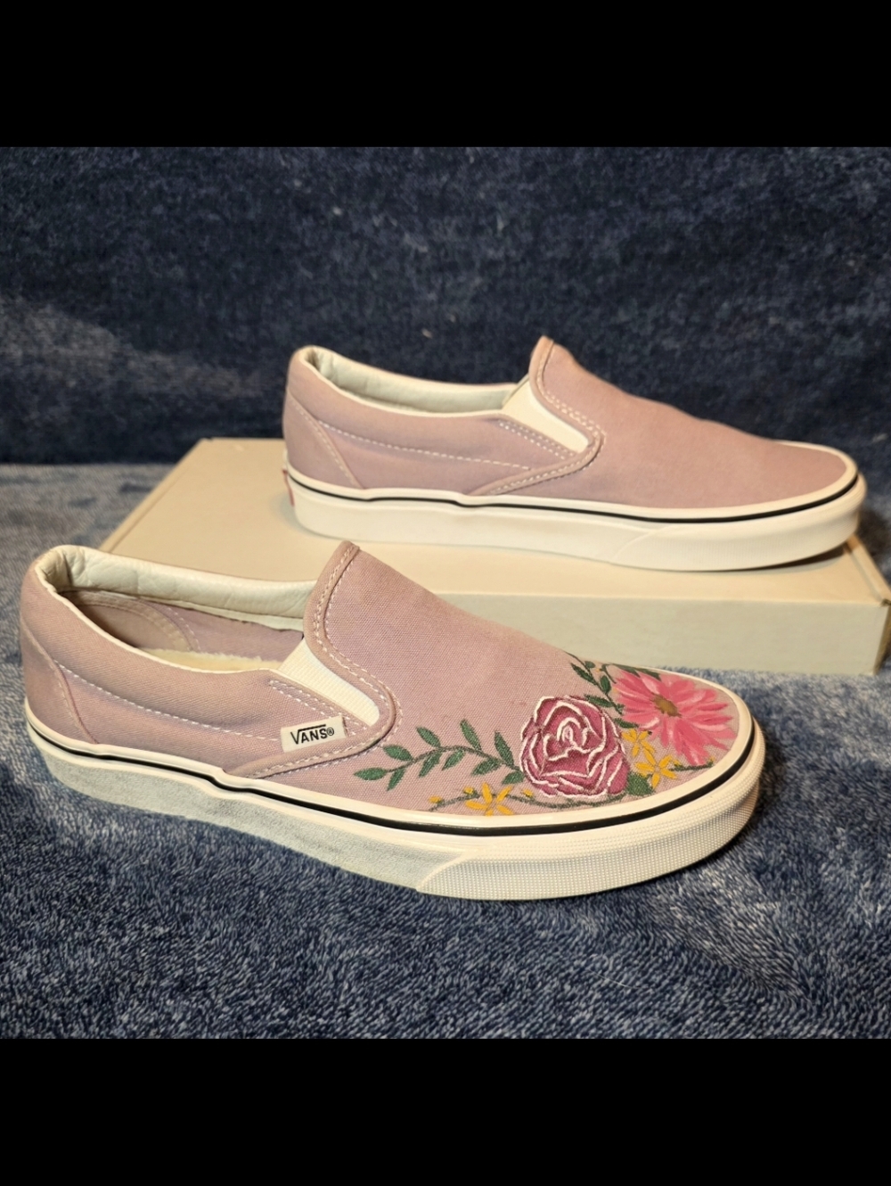 Vans Slip-On Canvas Shoes in Lavender with Pink Floral Embroidery